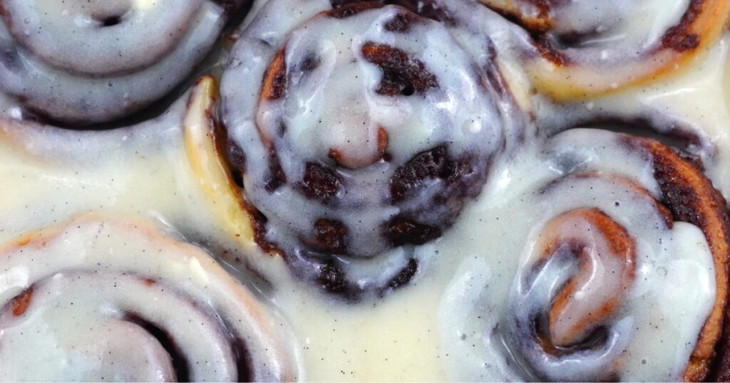 sourdough cinnamon rolls