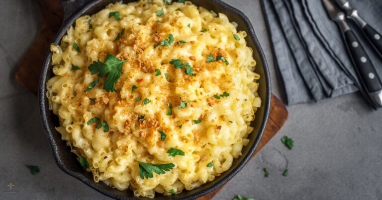 dutch oven mac and cheese